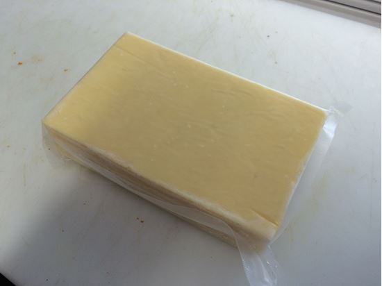 Picture of Mature Chedder Cheese (455g/1lb)